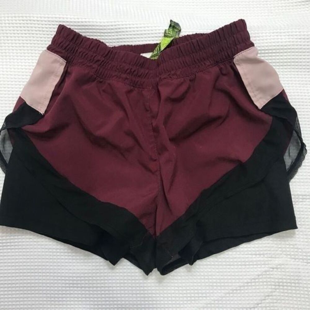 MPG Sports shorts with back pocket…0427